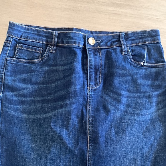 KUT Rosie Pencil Skirt Denim Blue Skirt Sz 8 Excellent Condition - Picture 3 of 12